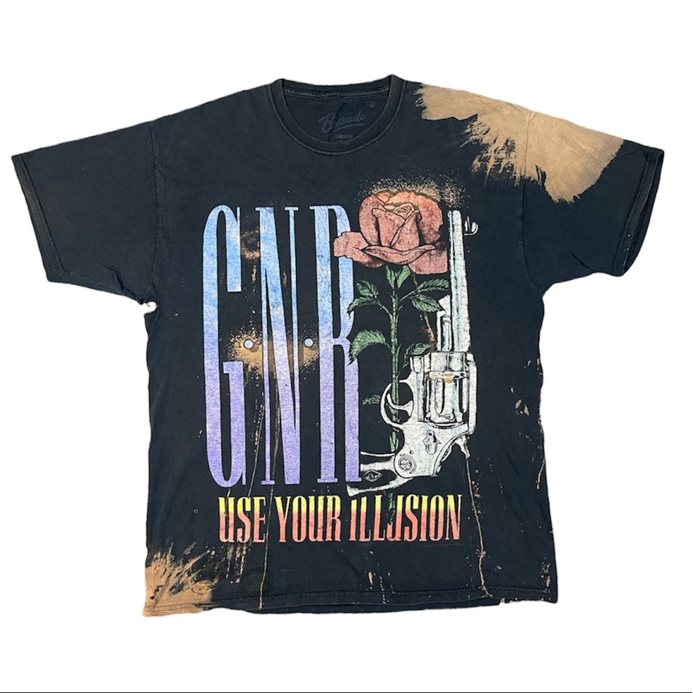 Y2K all over distressed Guns N’ Roses shirt use your illusion world tour 1991